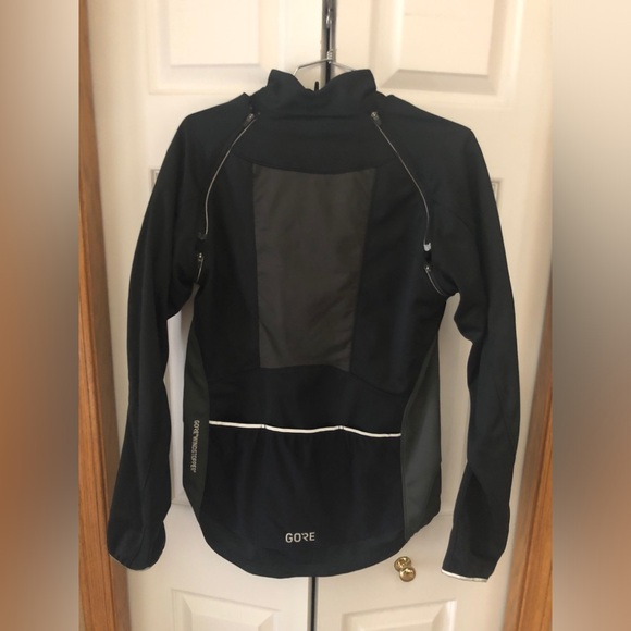 GORE C3 Ladies Windstopper Phantom Zip-off Jacket - Picture 2 of 7